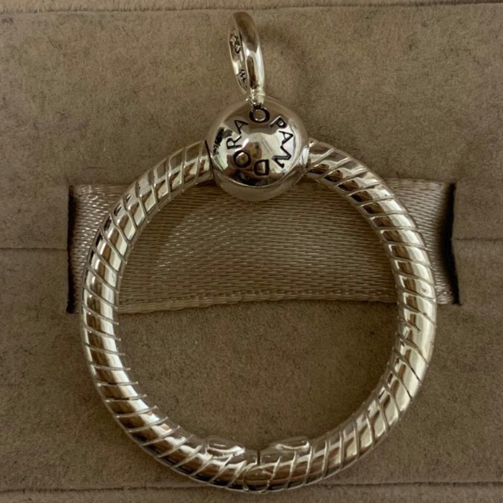 Pandora Moments Small O Pendant